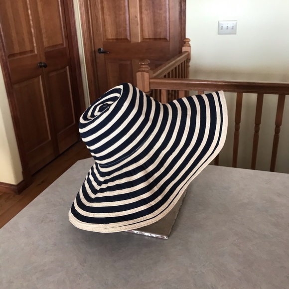 Hat bundle - Picture 5 of 9